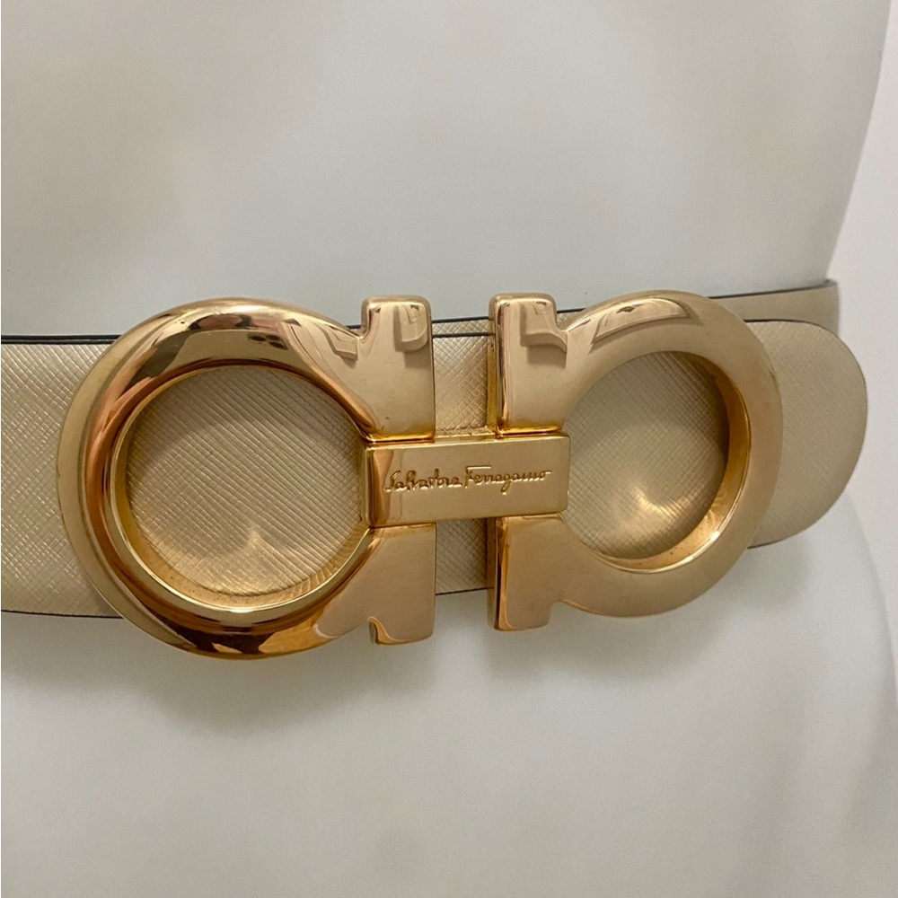 Salvatore Ferragamo Gold Buckle Cream Belt